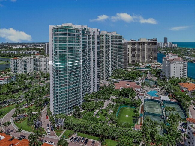 Building Photo - 19955 NE 38th Ct