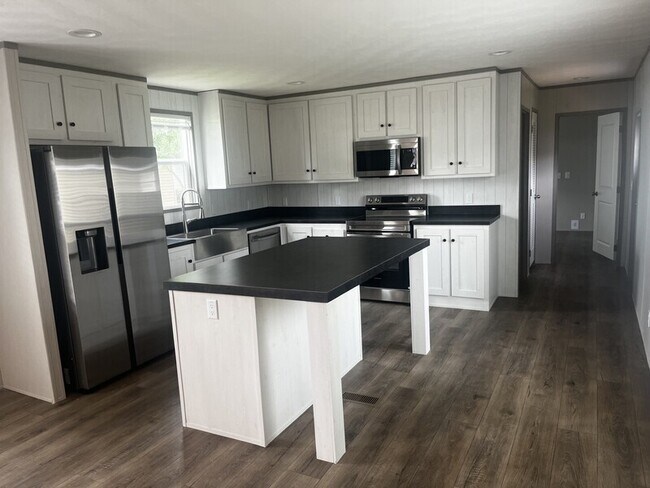 Building Photo - 106 Bonita Ln