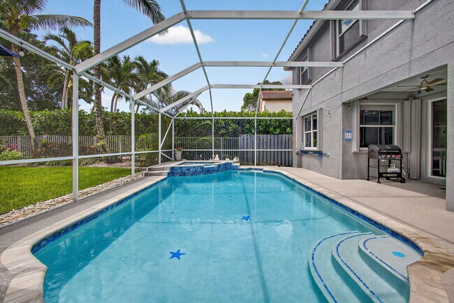 Building Photo - 3738 Old Lighthouse Cir