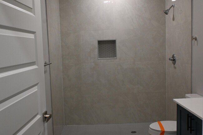 Building Photo - 311 Dorel Dr