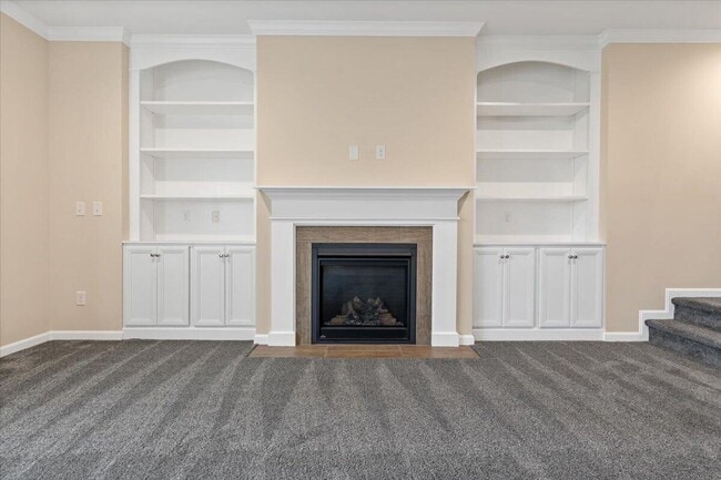 Building Photo - 1618 Ravine Trl