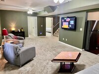 Building Photo - 3675 Milton Park Dr