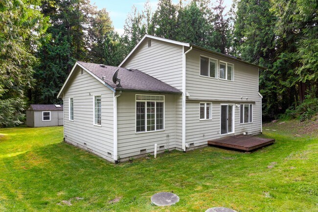 Building Photo - 50% Off First Month's Rent for March Move In! Beautiful 4 Bedroom 3 Bath Issaquah Home on Large P...