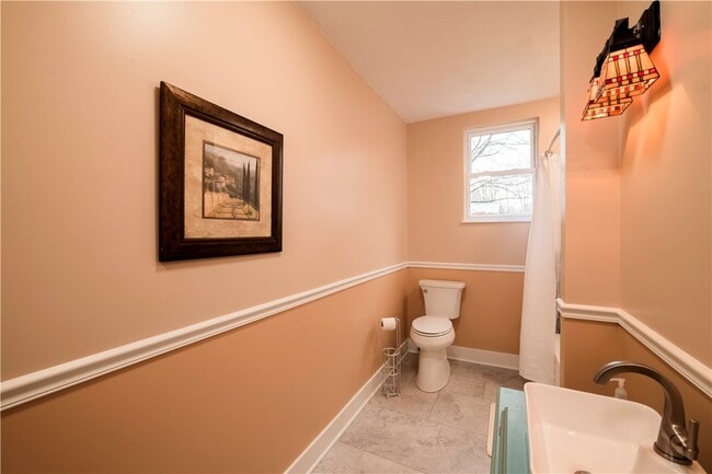 Building Photo - 41 Chapel St