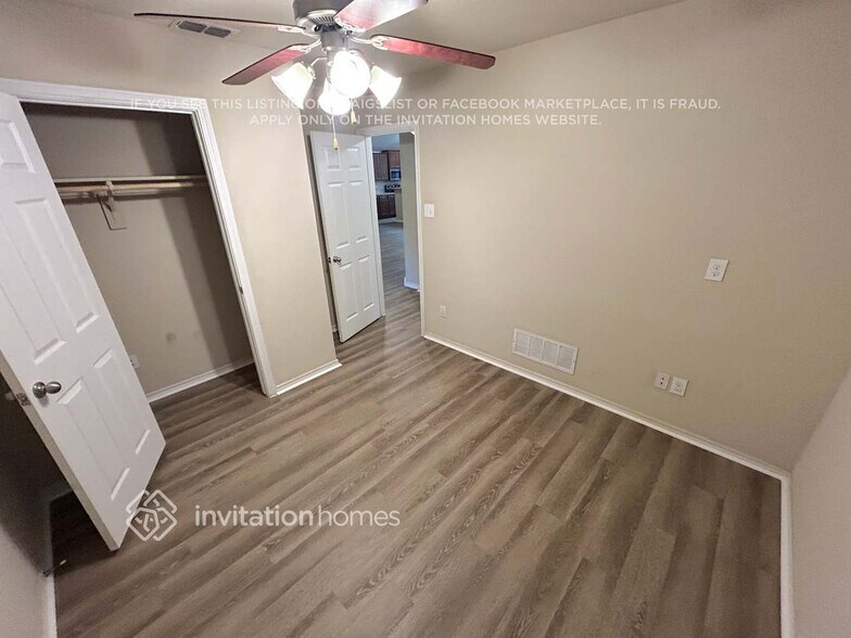 Building Photo - 6537 Sierra Madre Dr