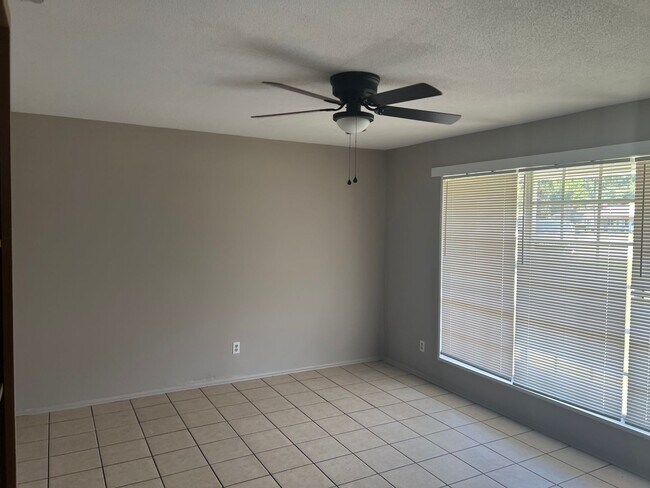 Building Photo - 600 Palmetto St
