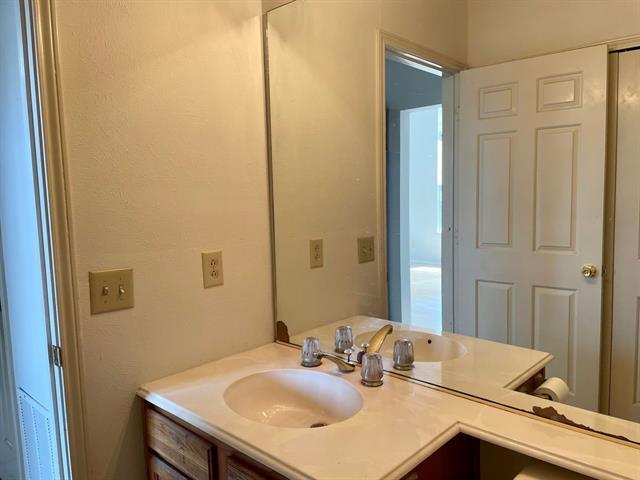 Building Photo - 2332 Forestbrook Dr