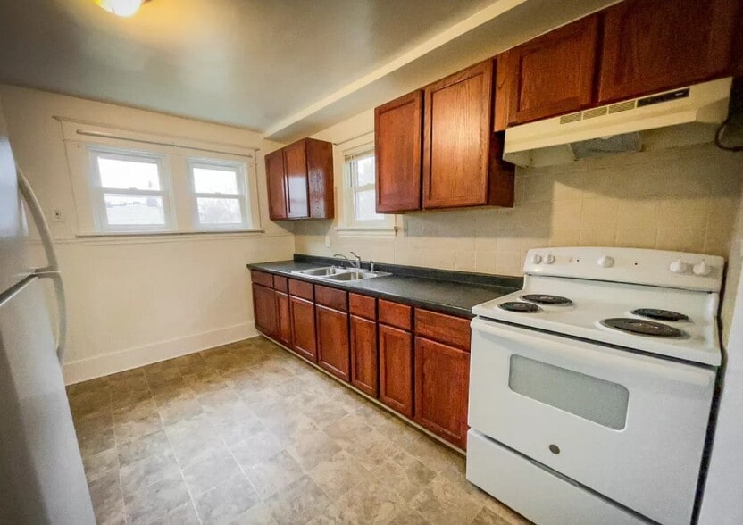 Building Photo - 1007 Mahlon St