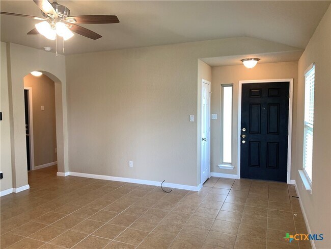 Building Photo - 2587 Diamondback Trail