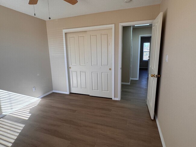 Building Photo - 3 Bedroom, 2 Bathroom Home in Tijeras, NM