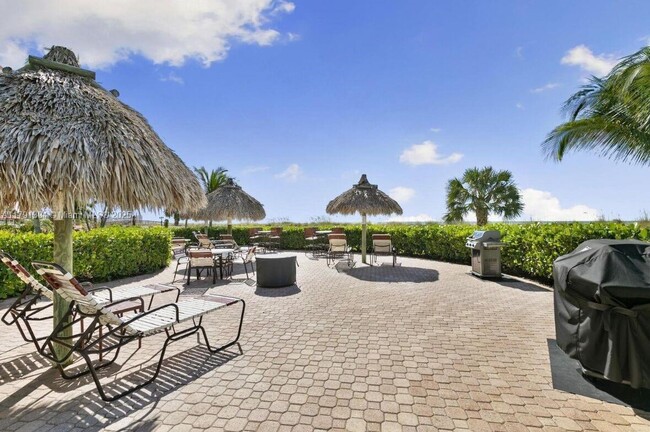 Building Photo - 180 Seaview Ct