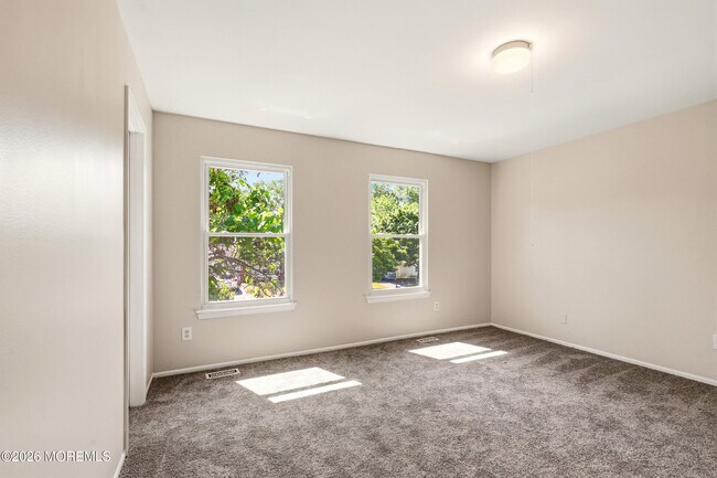 Building Photo - 35 Mizzen Dr