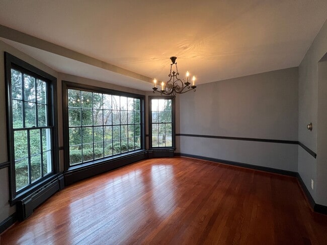 Building Photo - Cool Updated Historic 4/3.5 Farmhouse in Bethesda on Private, 1.5 Acre Lot