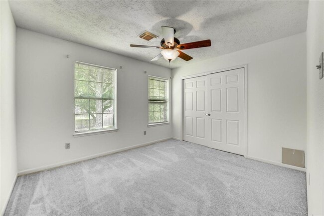 Building Photo - 1230 Manchester Cir