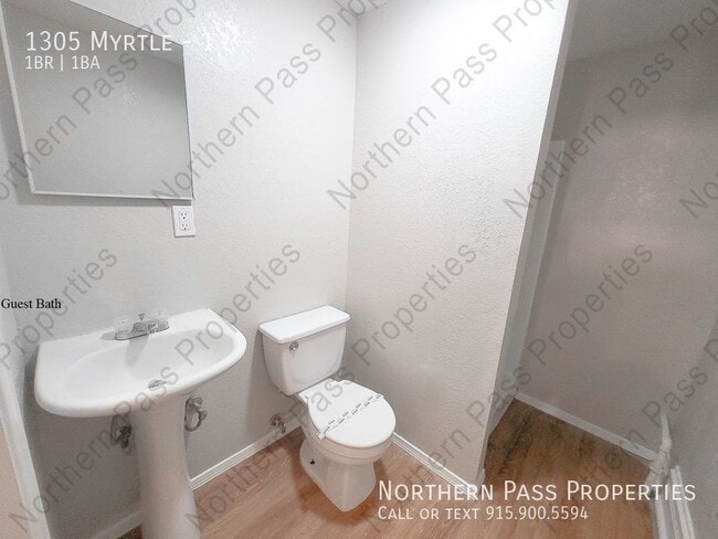 Building Photo - All utilities included, 1 bedroom apartmen...