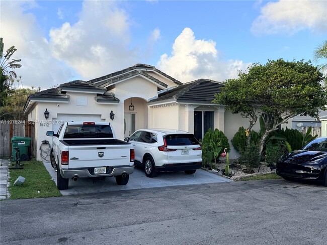 Building Photo - 14712 SW 123rd Ave