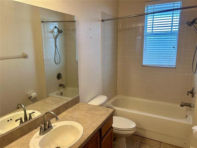 Building Photo - 2652 Marg Ln