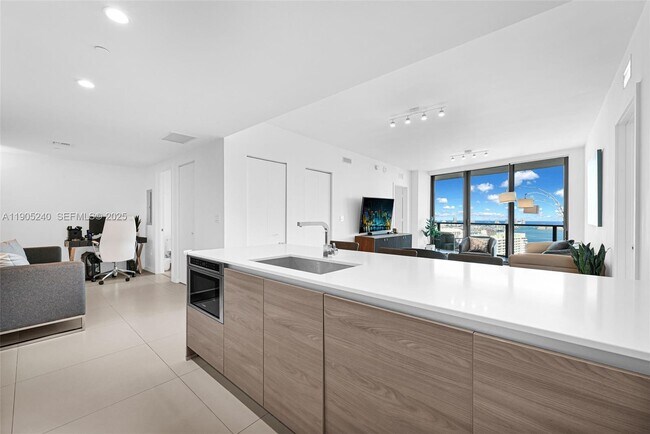 Building Photo - 1300 S Miami Ave