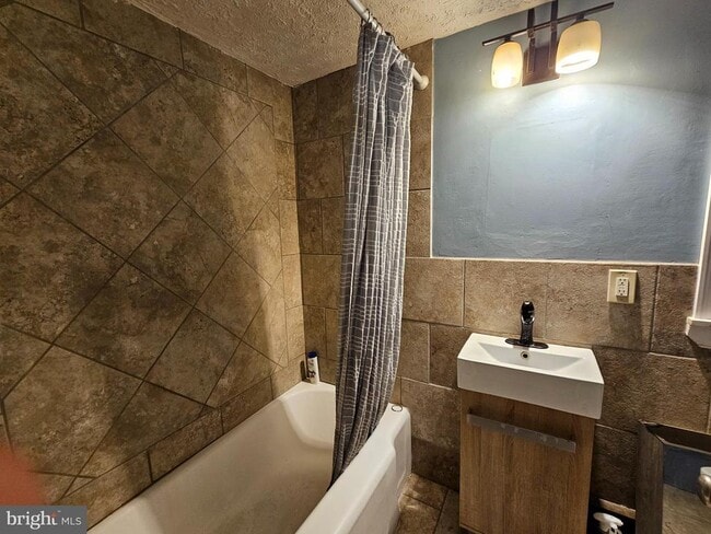 Building Photo - 2054 Swamp Pike