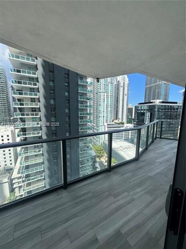 Building Photo - 1300 S Miami Ave