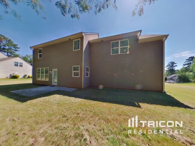 Building Photo - 4050 Tarnwood Pl