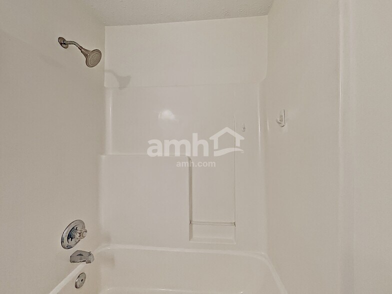 Building Photo - 5112 Greer Station Dr