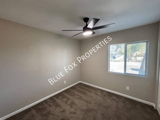 Building Photo - 2480 Rose Peak Dr