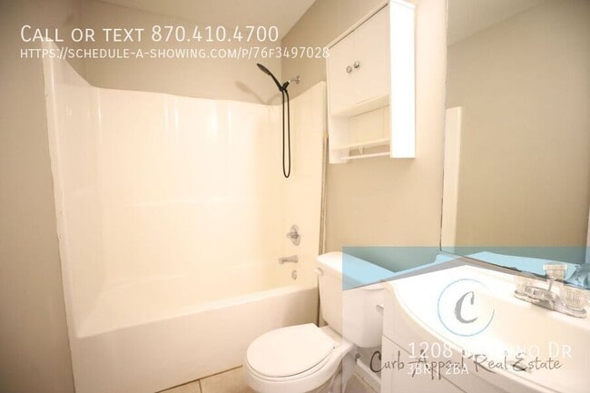 Building Photo - 1208 Sandino Dr