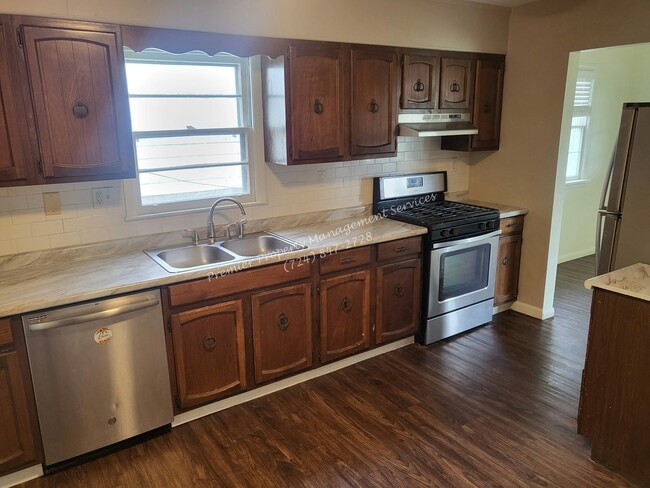 Building Photo - 136 Sawyer Dr