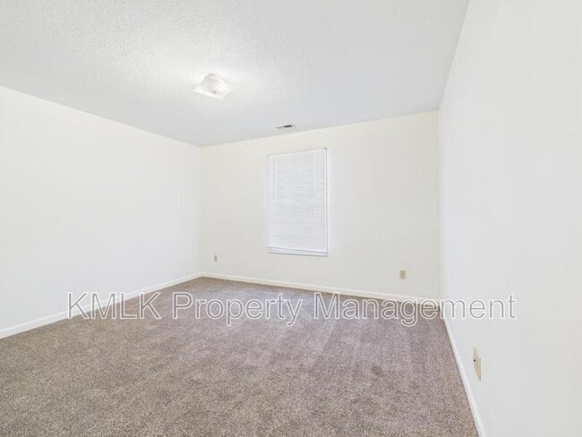 Building Photo - 288 Cross St