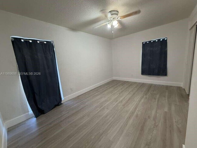 Building Photo - 9240 Nautilus Dr