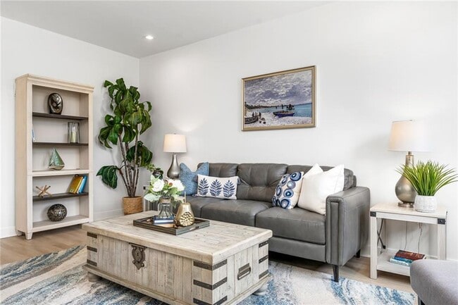 Building Photo - 50 Murray St