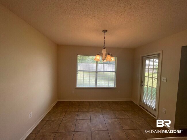 Building Photo - 21822 Eastbrook St