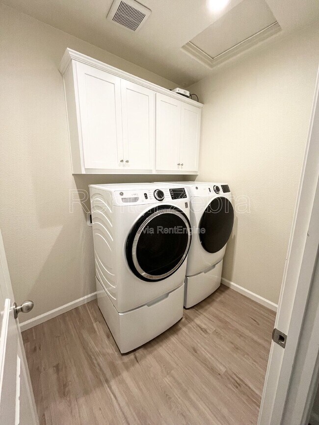 Building Photo - 614 Andrea Dr