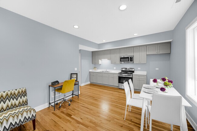 Building Photo - 6024 S Eberhart Ave