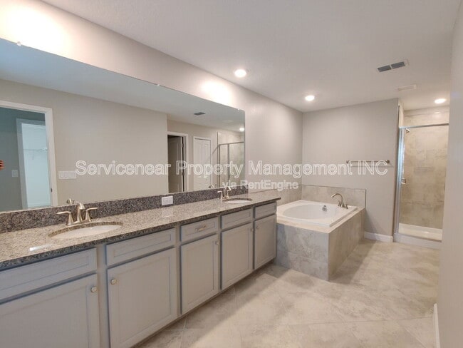 Building Photo - 1290 White Fox Run