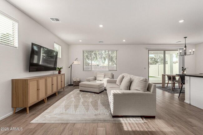 Building Photo - 13244 N 146th Ln