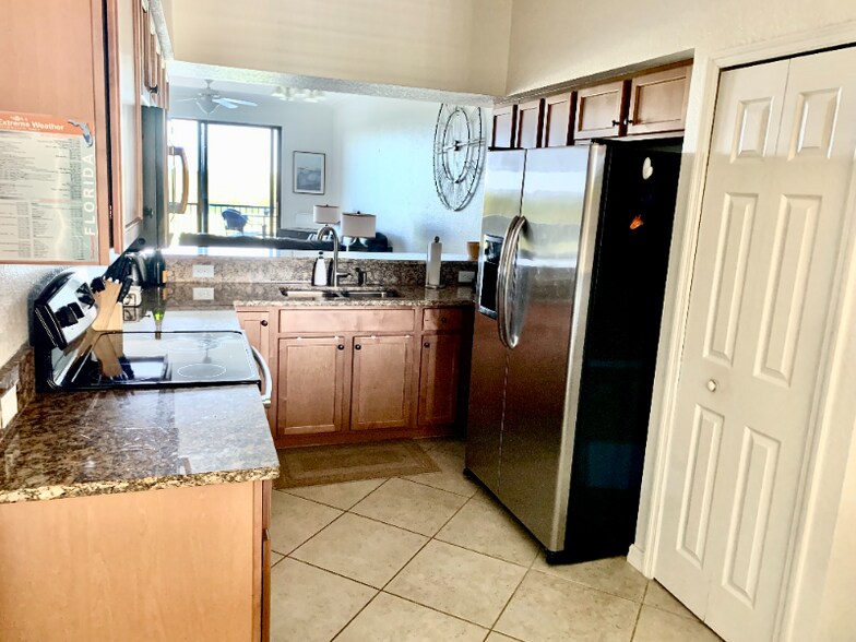 Building Photo - 7015 River Hammock Dr