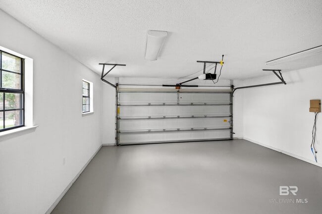 Building Photo - 2776 Santa Rosa Cir