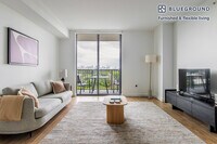 Building Photo - 1501 SW 37th Ave