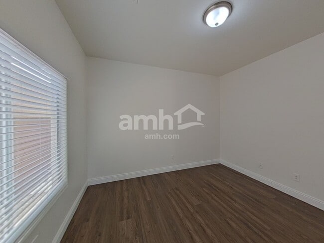 Building Photo - 2974 E Gables Vale Ct