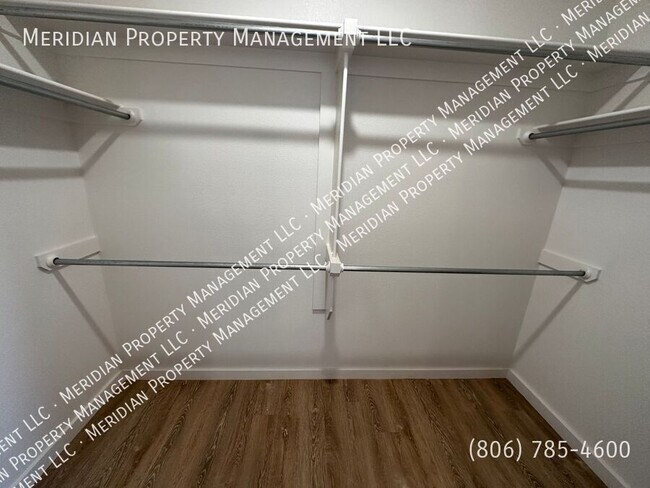 Building Photo - 5802 Urbana Pl