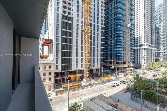 Building Photo - 121 NE 5th St