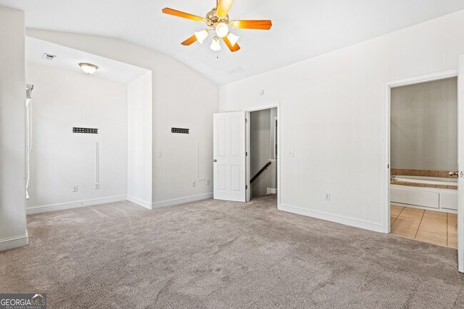 Building Photo - 2649 Colgan Ct SE