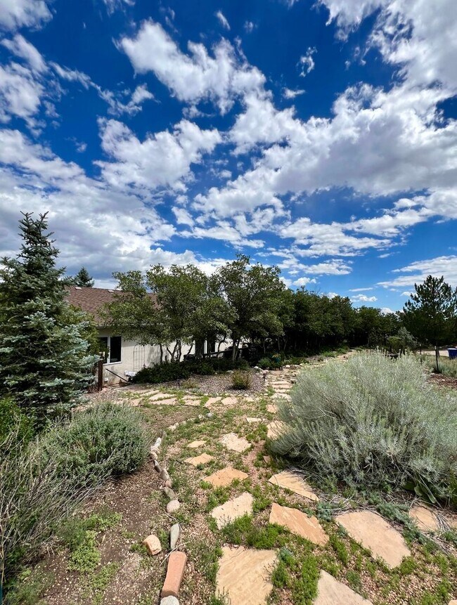 Building Photo - Mountain Shadows Beauty with 3 Bedrooms and 3 Baths Available Soon