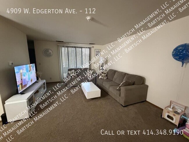 Building Photo - 4909 W Edgerton Ave