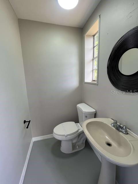 Building Photo - 215 W Valencia St