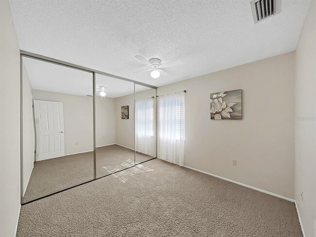 Building Photo - 3121 Beecher Dr E