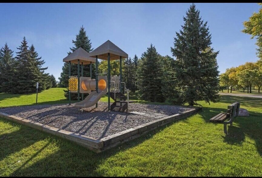 Building Photo - 13073 Crimson clover ln