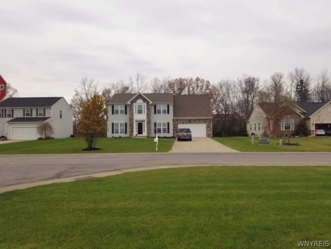 Building Photo - 2423 Purple Martin Ln